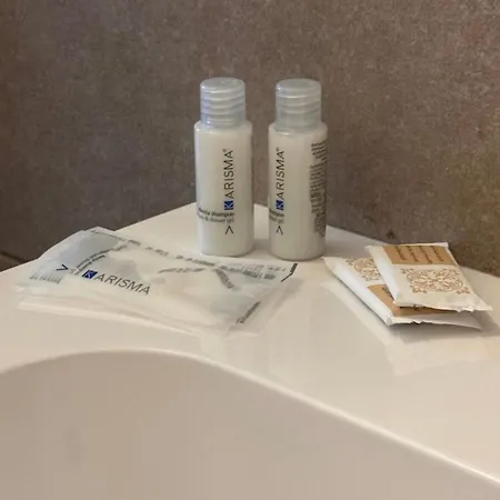 Venice Oda ve Kahvaltı Vibo Valentia